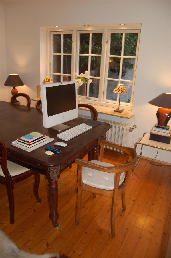 Apartamento Haus Rothenstein, Ruhige Fewo, Ca. 10 Min. Zu Messe Und Flughafen Meerbusch